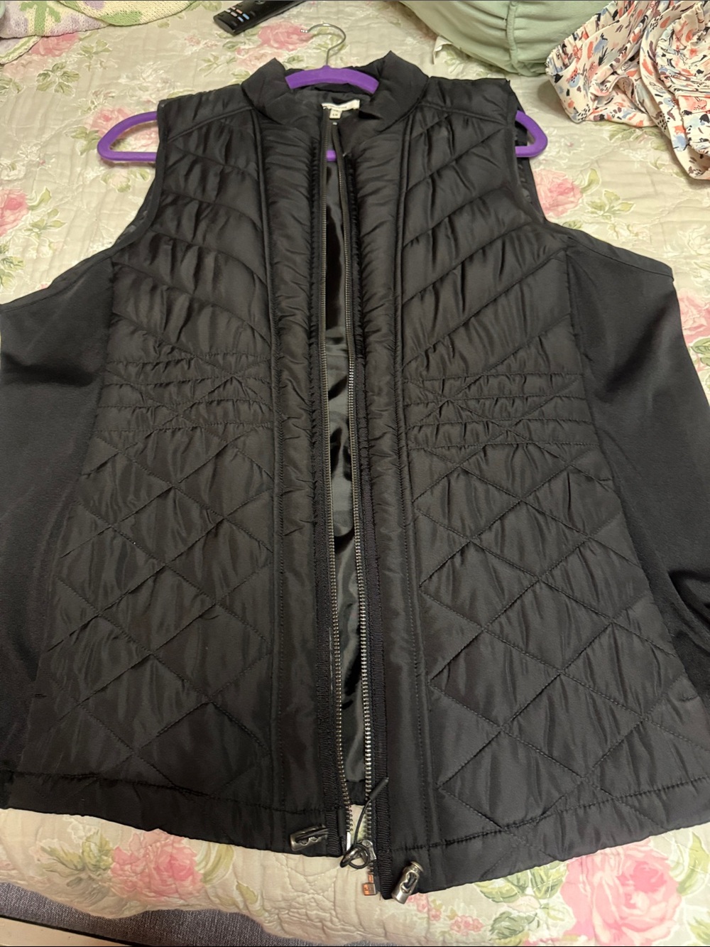 Maurices Black Quilted Sleeveless Vest with Full Zip